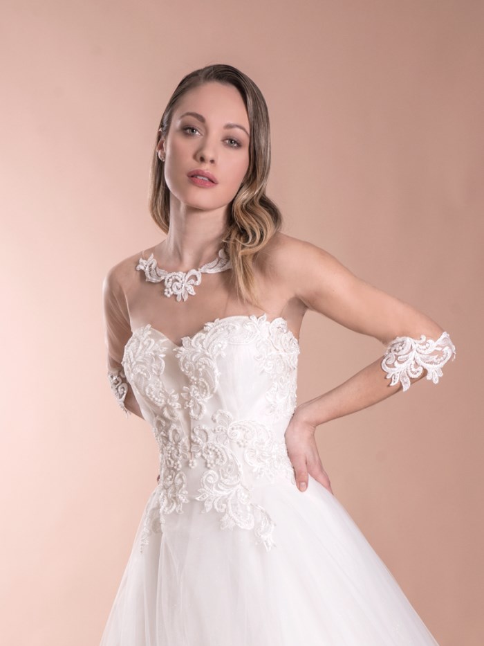 Abiti da sposa - Collezione Claudia  - C 505